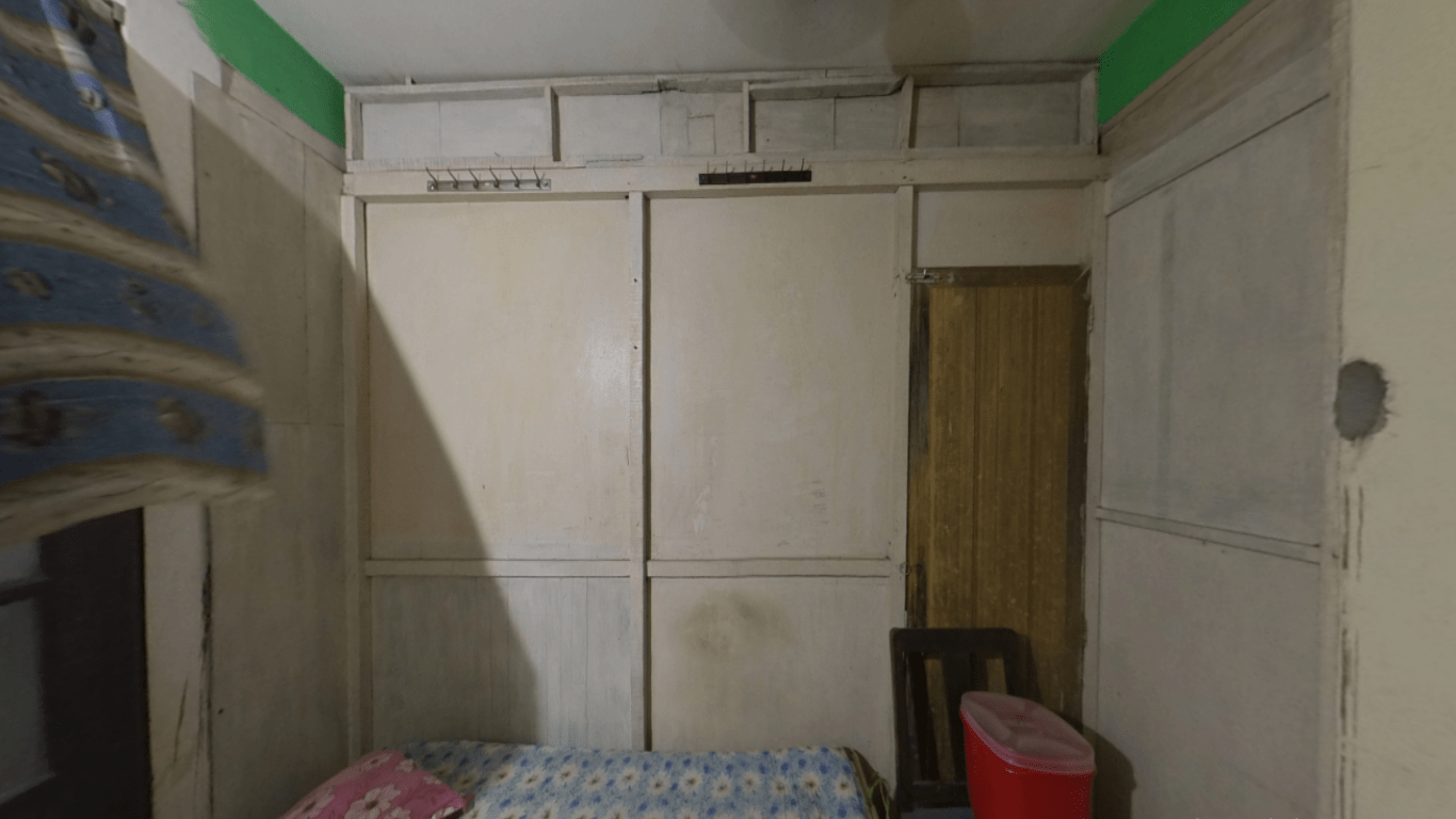 Room For Rent in Dhakuria Kolkata (Id: N1199)