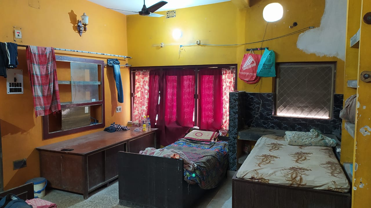 Flat For Rent in Dhakuria Kolkata (Id: N4332)