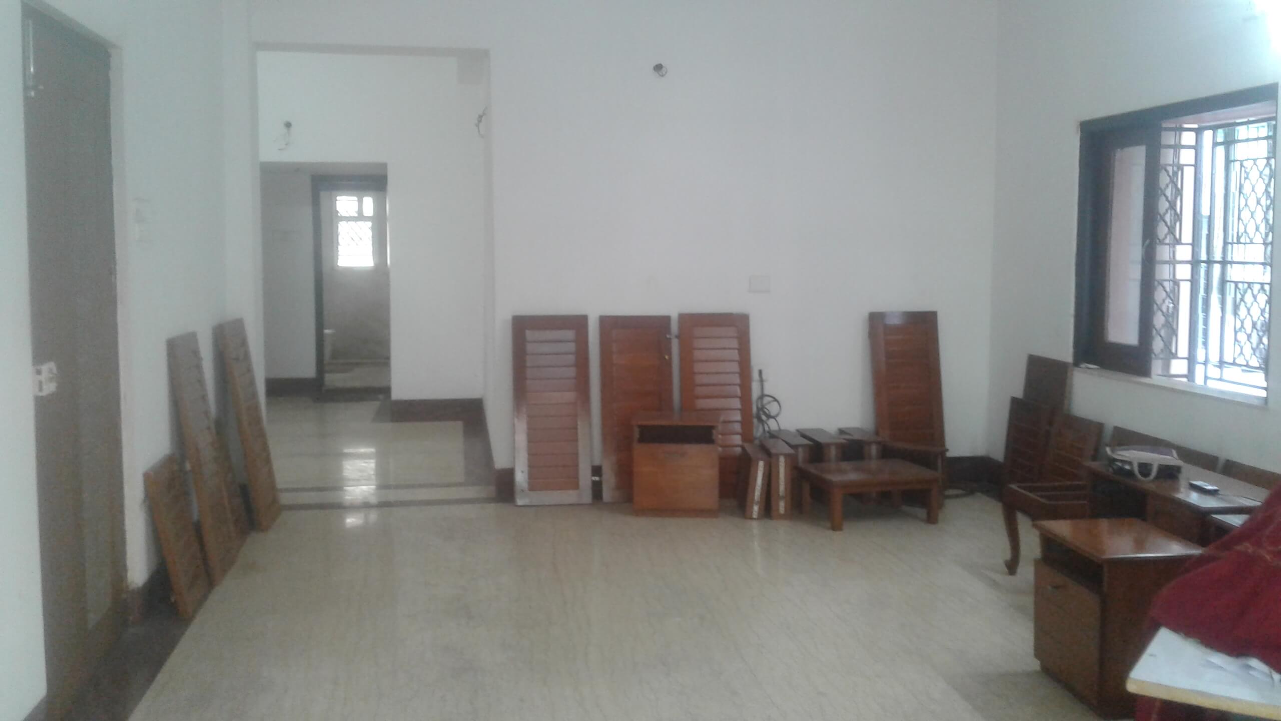 Office For Rent in Hindustan Road Kolkata (Id: 20370)