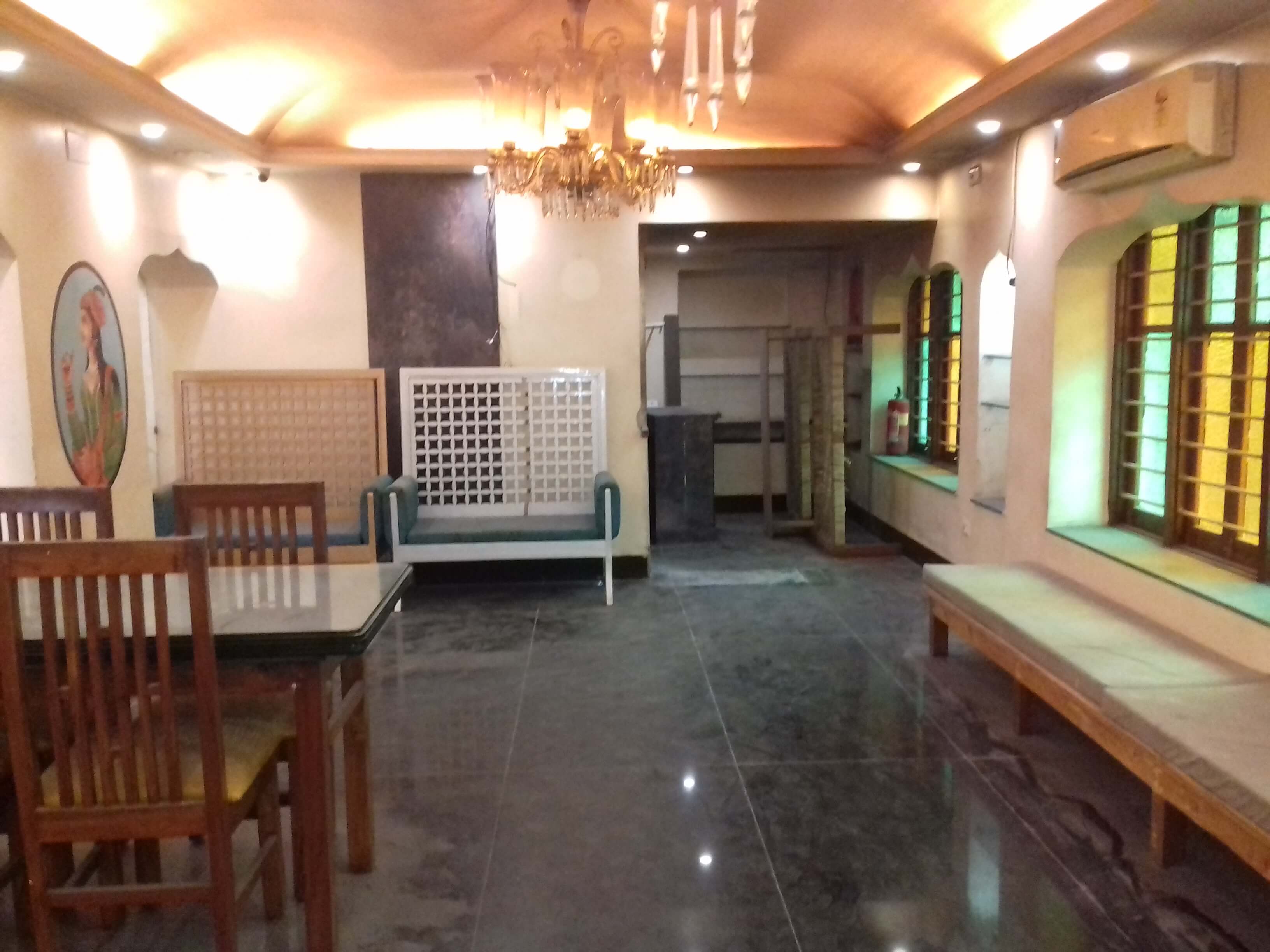 Showroom Space For Rent in Ballygunge Circular Road Kolkata (Id: 6710) 