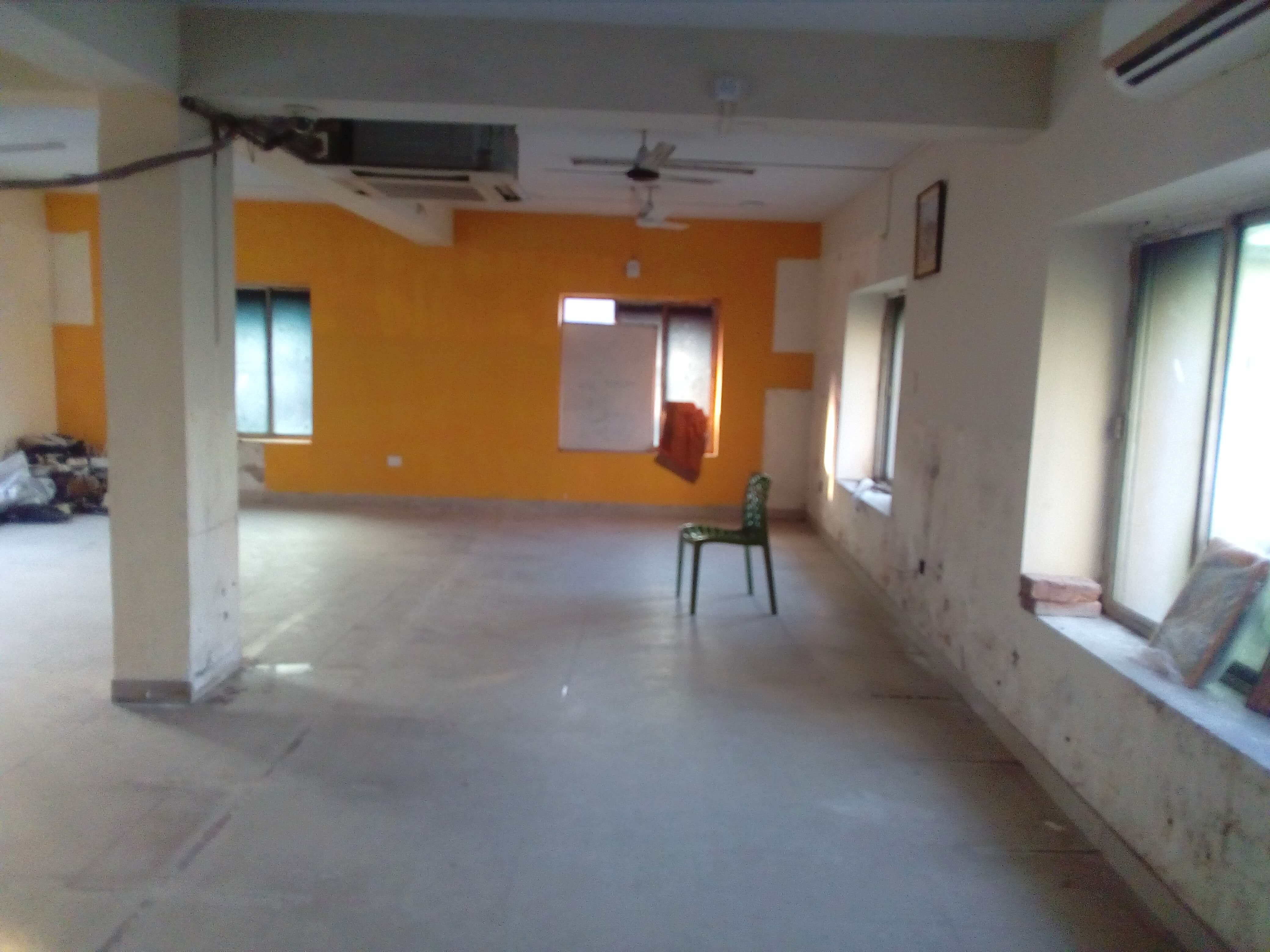 Office For Rent in Topsia Road,Kolkata (Id:20730)