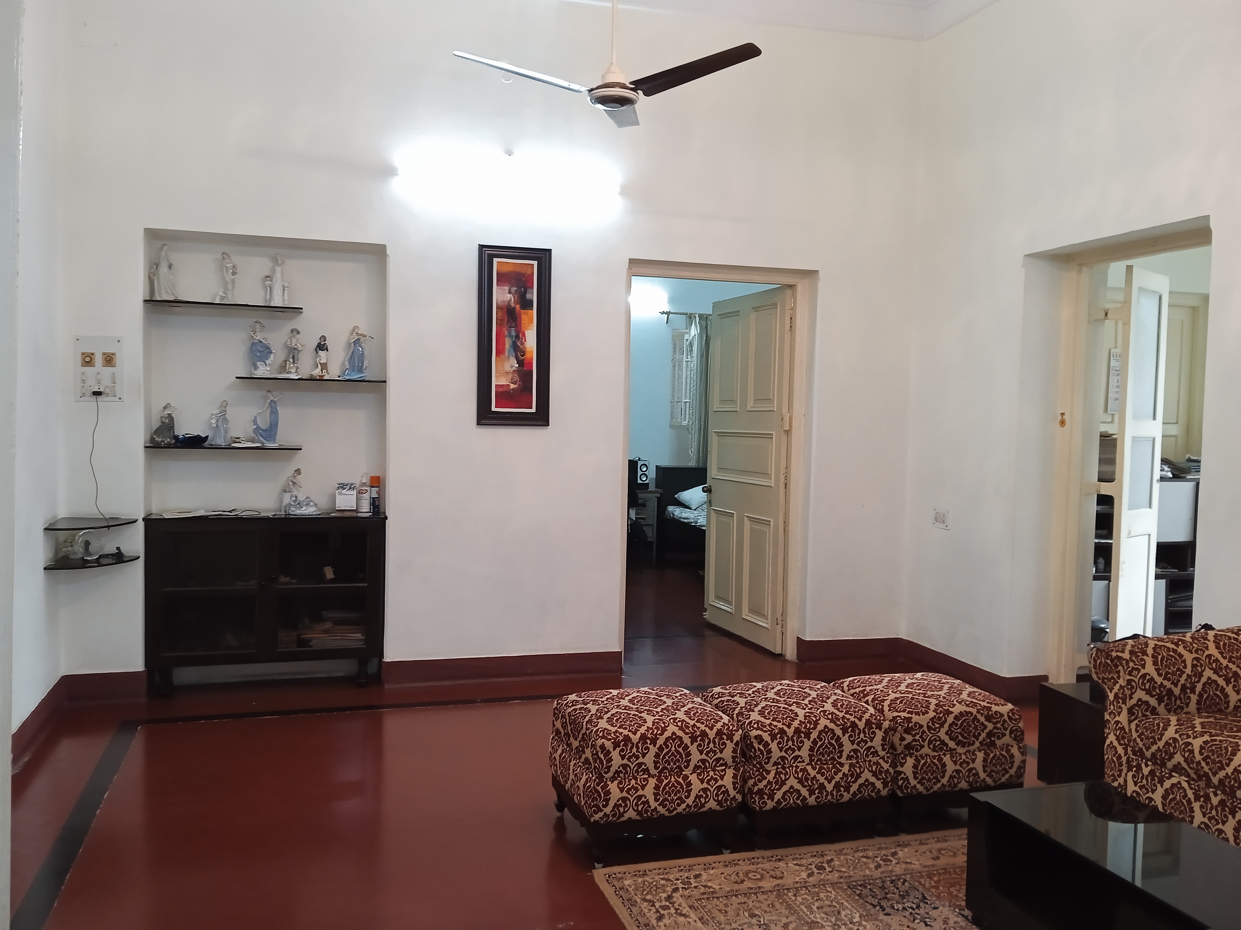 Flat For Sale in Ballygunge Circular Road Kolkata