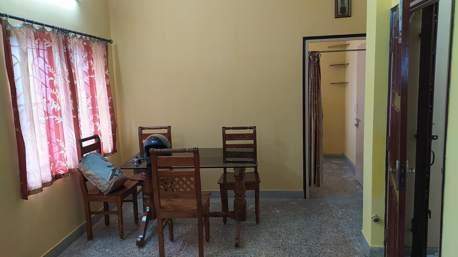 Flat For Rent in Kalikapur Kolkata