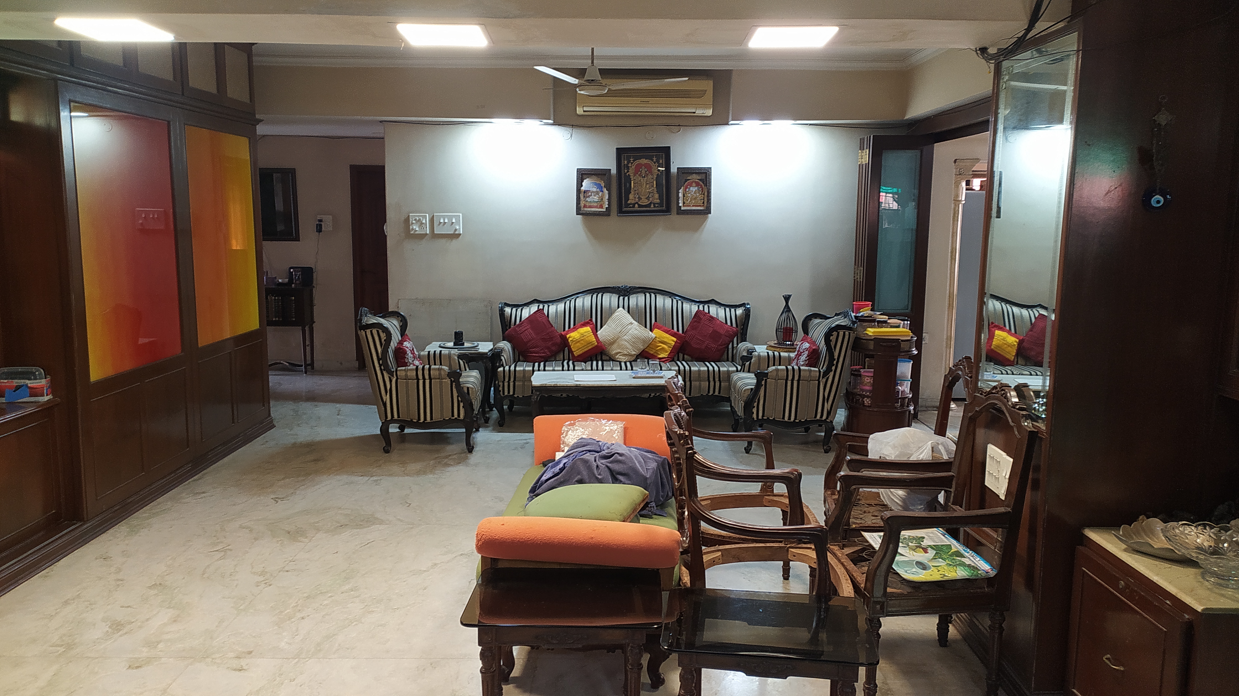 Flat For Sale in Tollygunge Kolkata